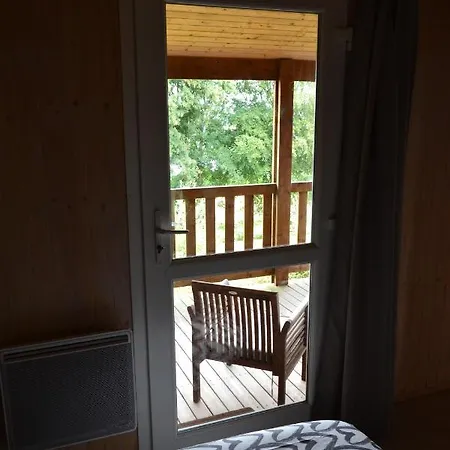 Beautiful View 3 Bedroom Chalet. * Saint-Manvieu-Bocage