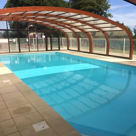 בקתה Beautiful View 3 Bedroom Chalet. Saint-Manvieu-Bocage