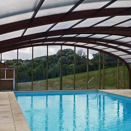 Beautiful View 3 Bedroom Chalet. *