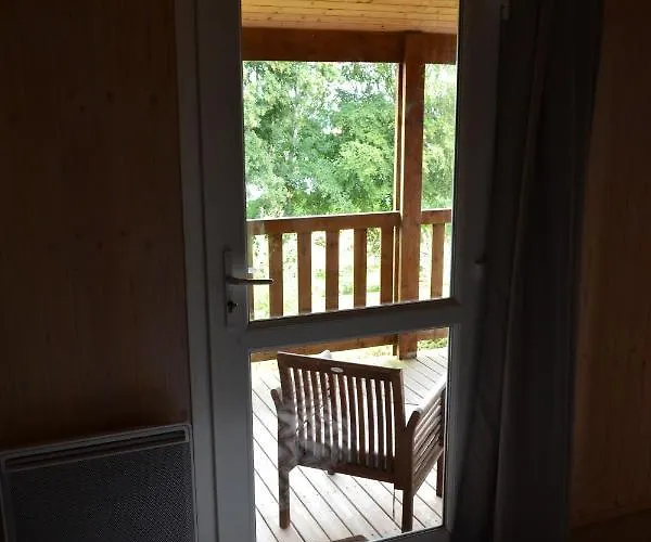 Beautiful View 3 Bedroom Chalet. * Saint-Manvieu-Bocage