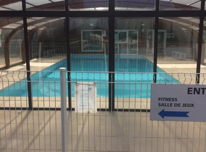 Beautiful View 3 Bedroom Chalet. *